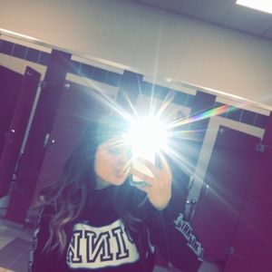 Meet your Posher, Ava